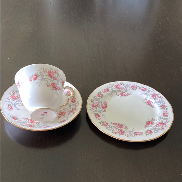 Royal Osborne Other - MCM Royal Osborne Elegant White Bone China Tea Cup & Saucer & Plate Set!